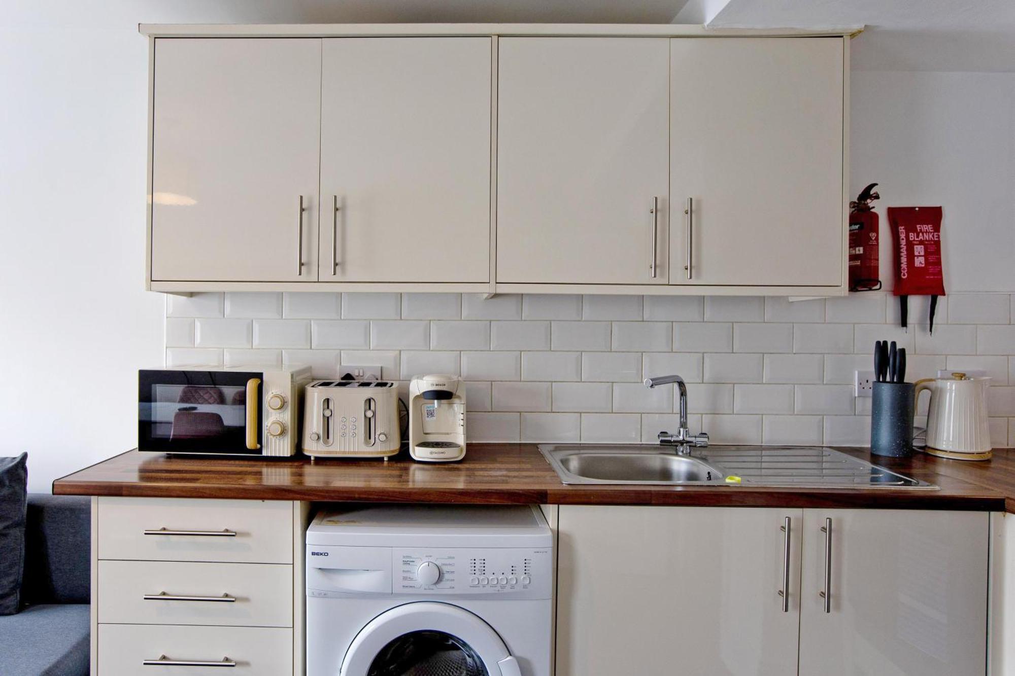 Imperial Corner House-Whitechapel Apartment ลอนดอน ภายนอก รูปภาพ