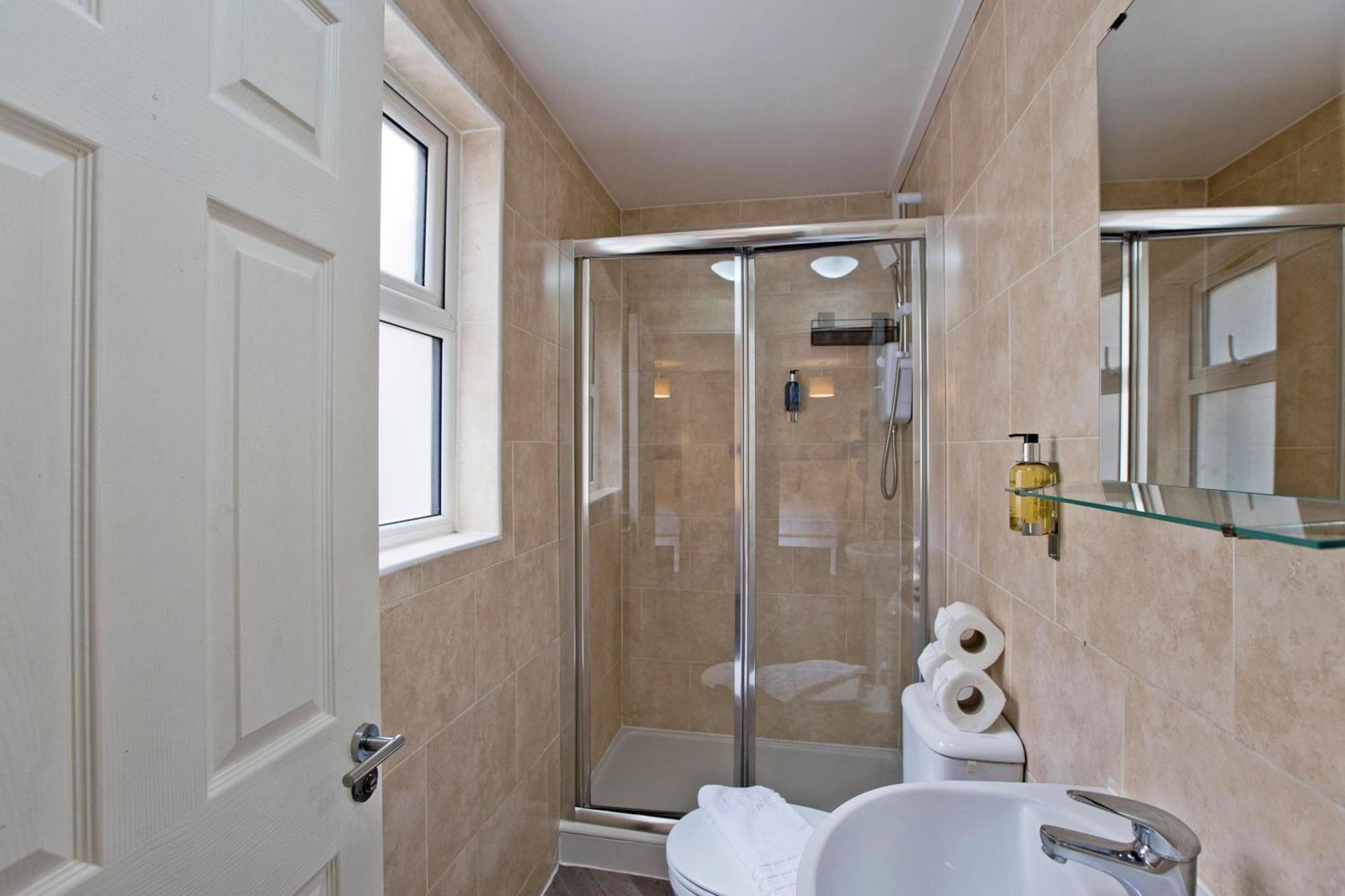 Imperial Corner House-Whitechapel Apartment ลอนดอน ภายนอก รูปภาพ