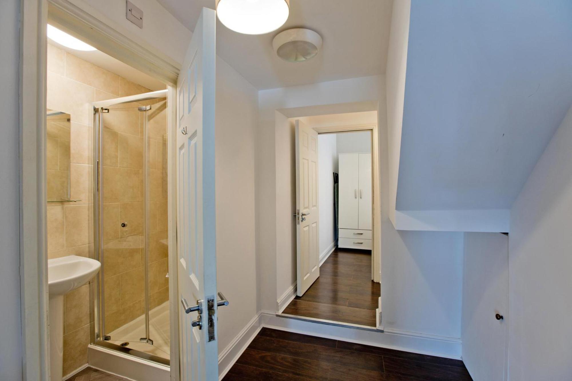 Imperial Corner House-Whitechapel Apartment ลอนดอน ภายนอก รูปภาพ