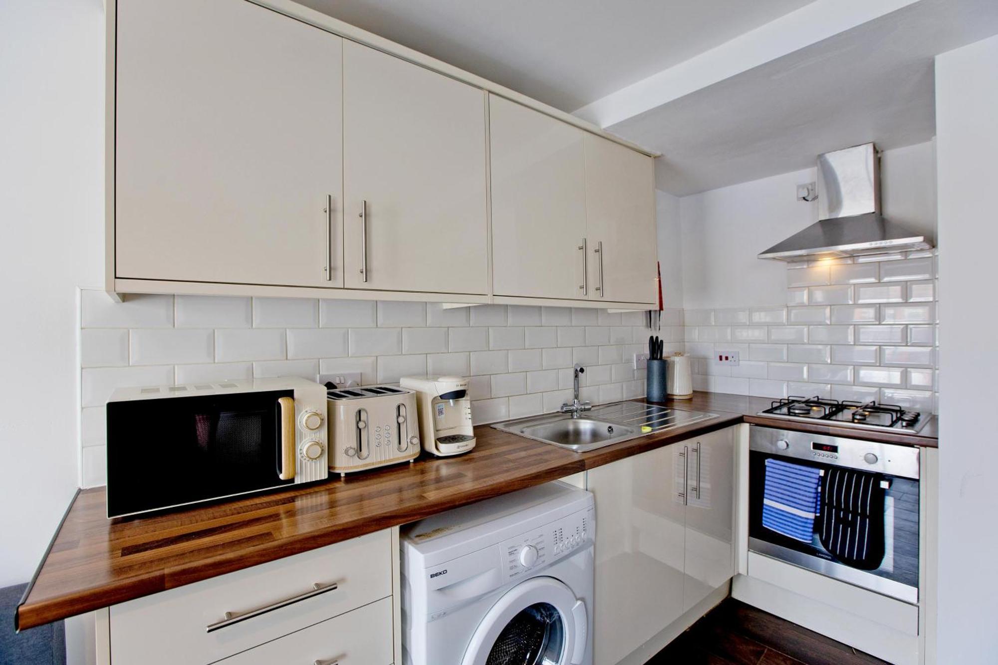 Imperial Corner House-Whitechapel Apartment ลอนดอน ภายนอก รูปภาพ