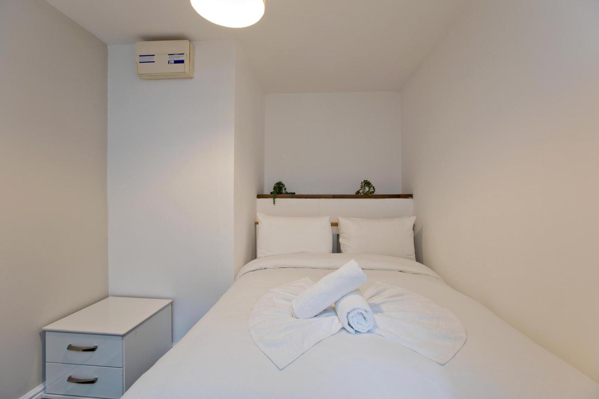 Imperial Corner House-Whitechapel Apartment ลอนดอน ภายนอก รูปภาพ
