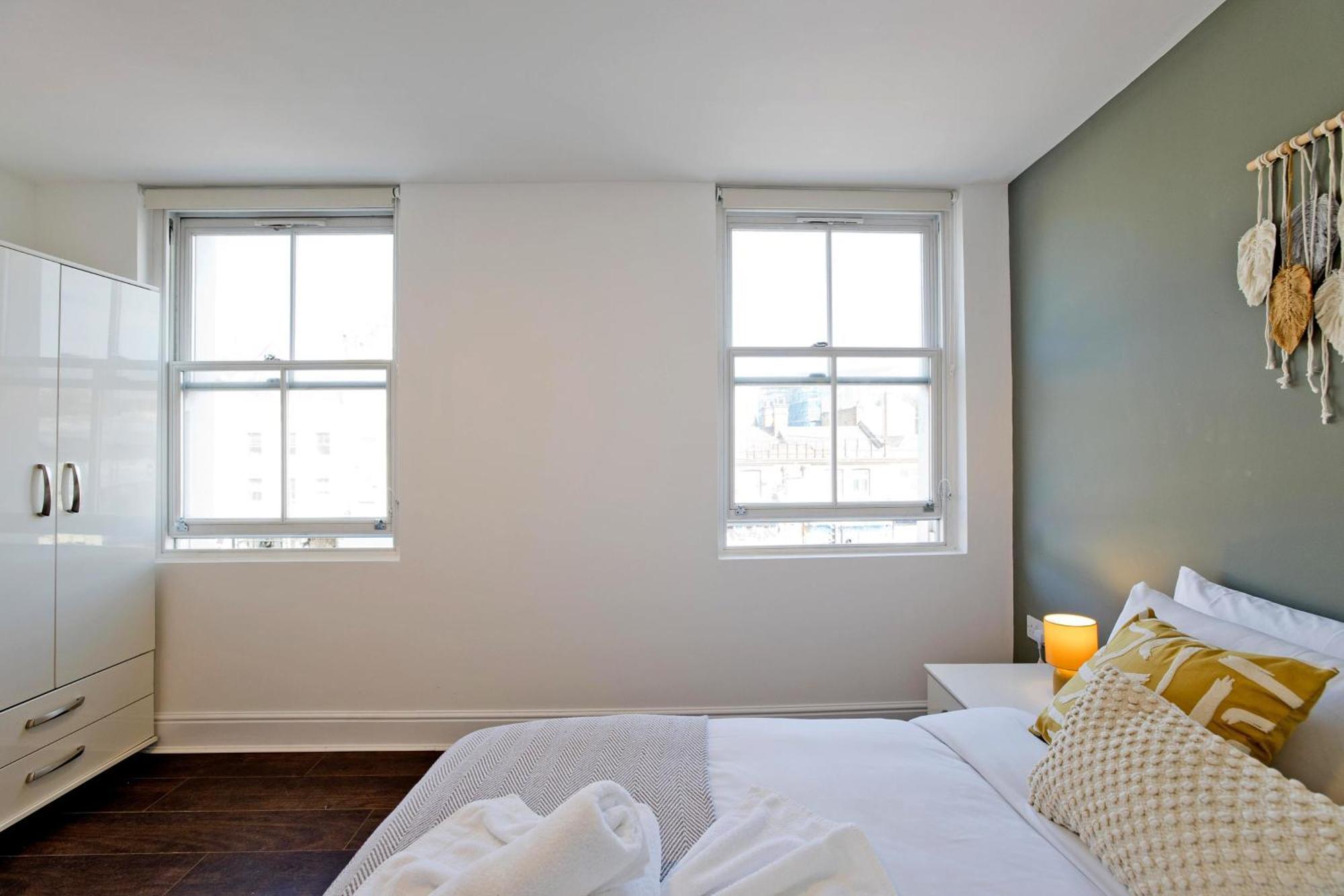 Imperial Corner House-Whitechapel Apartment ลอนดอน ภายนอก รูปภาพ