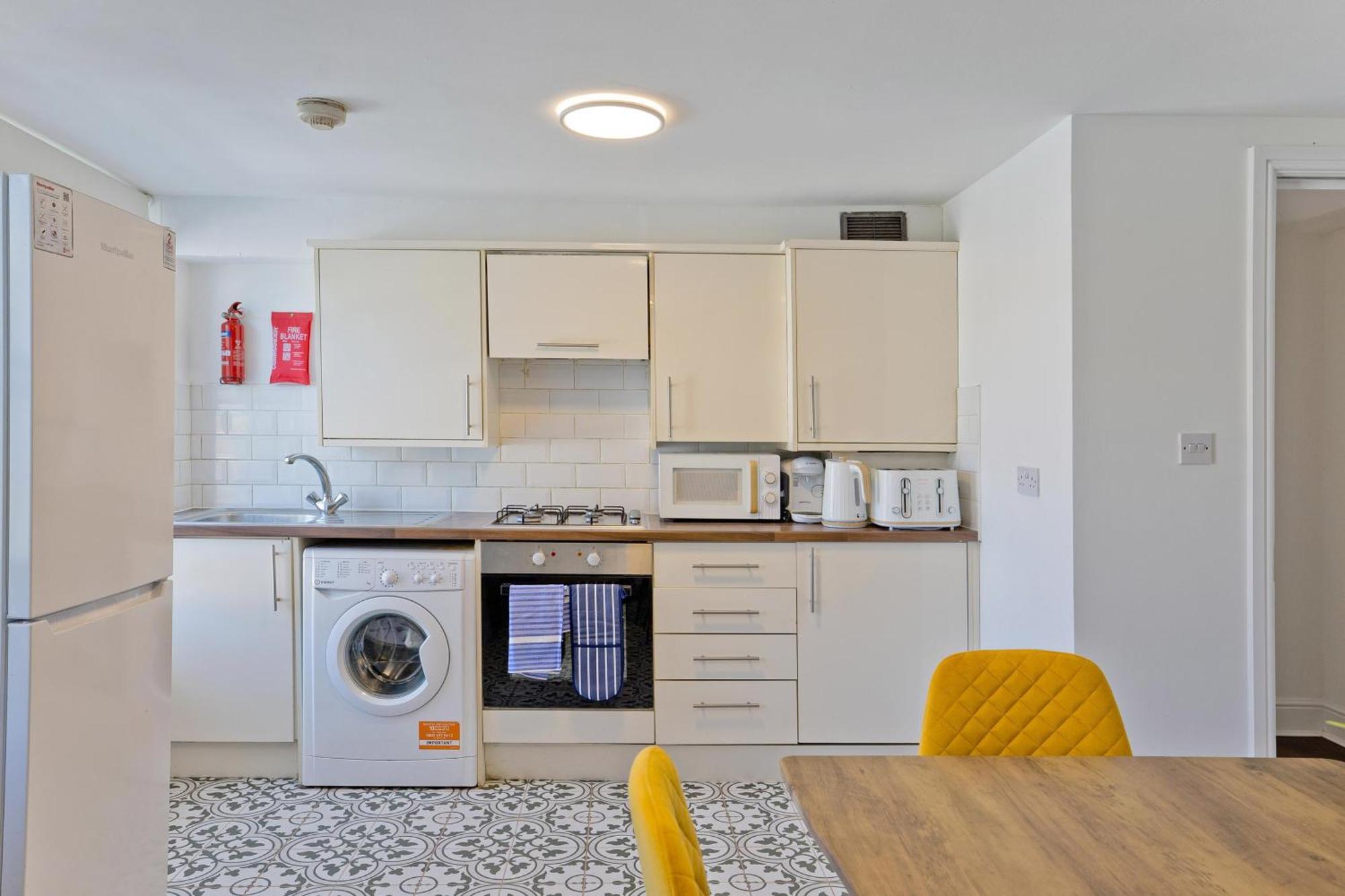 Imperial Corner House-Whitechapel Apartment ลอนดอน ภายนอก รูปภาพ
